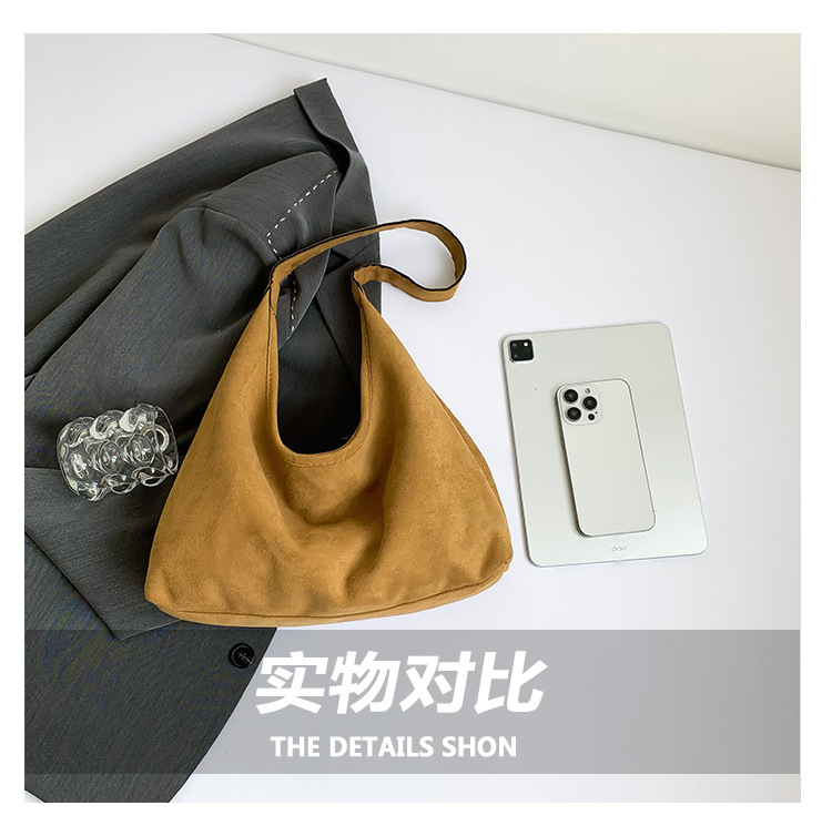 Retro casual commuting large-capacity bag for women, 2024 new autumn and winter suede tote bag, niche casual single-shoulder bag undefined