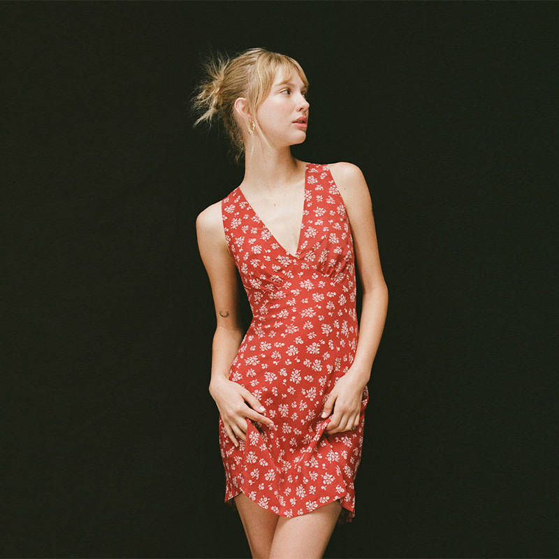 Spot 697 Silk Deep V Neck Low-Cut Dress Sleeveless Slim Bias-Cut Fishtail Print French Resort Style for Women