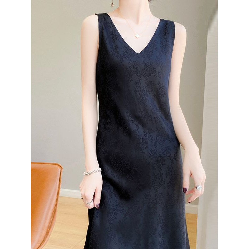 French Style Light Luxury High-end Sleeveless Dress Women's Summer Silk Satin Waisted Slim-fit Sling dress