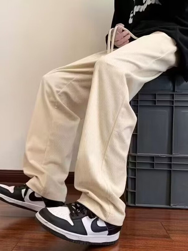 Hong Kong-style corduroy pants for men: trendy autumn Instagram-inspired loose-fit, straight-leg, wide-leg sweatpants—versatile casual long trousers