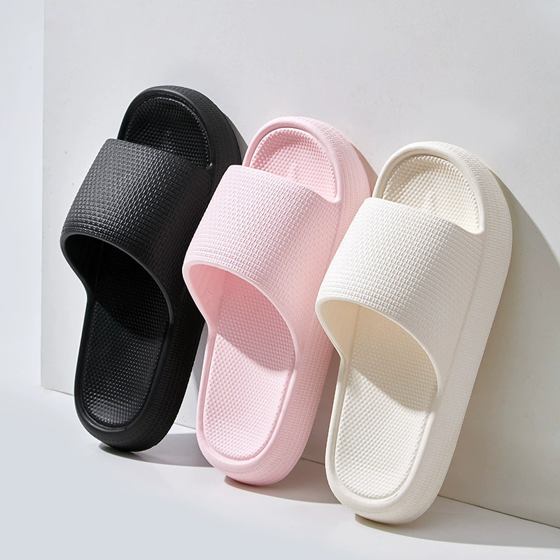 Носить мужские и женские тапочки в прямом эфире