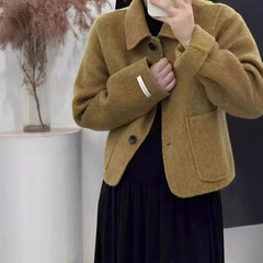 小柄な短い両面ウールコート秋冬シンプルな長袖の子供の襟の両面のカシミヤのぬいぐるみが厚くなります。