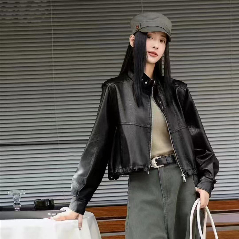 Vintage Two-Way Pu Leather Jacket for Women, Autumn New Style, Elegant Loose Motorcycle Jacket with Detachable Sleeves Vintage Two-Way Pu Leather Jacket for Women, Autumn New Style, Elegant Loose Motorcycle Jacket with Detachable Sleeves