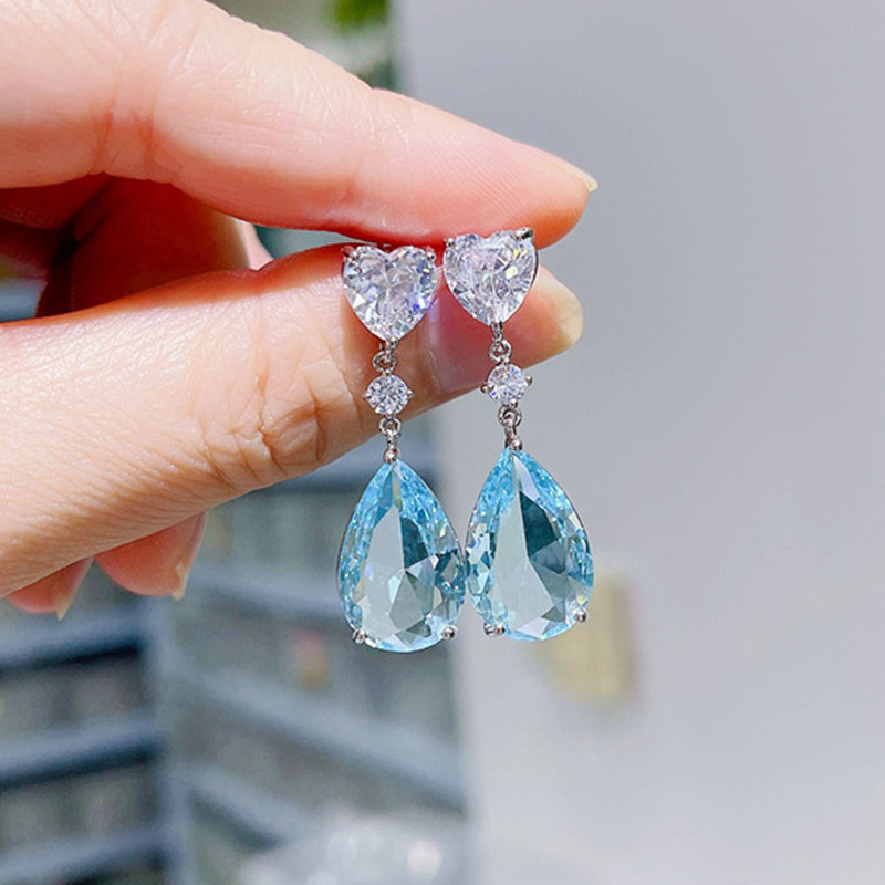 Elegant Water Droplets Copper Inlay Zircon Drop Earrings 1 Pair display picture 2