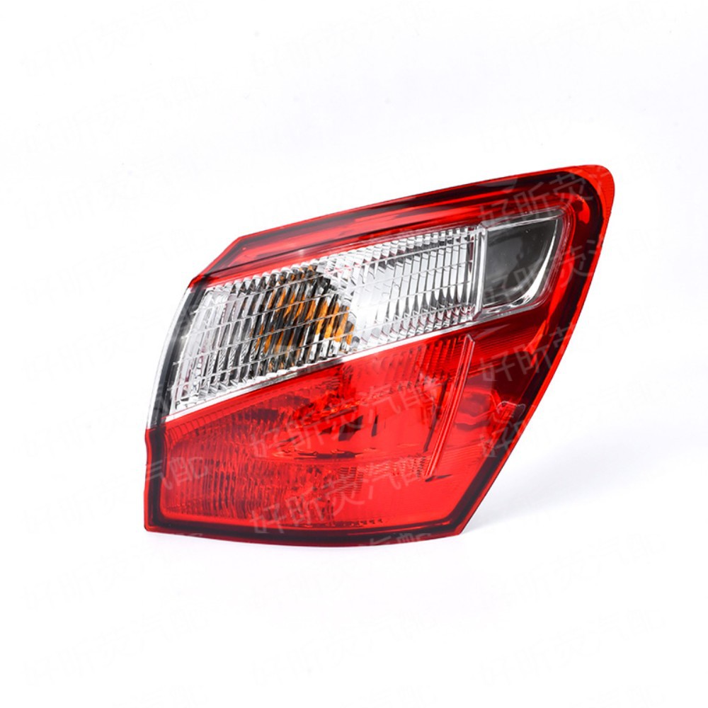 Suitable for Nissan Qashqai 08-15 European Version Rear Tail Light Assembly J10 Brake Turn Signal Tail Light Cover Rear Headlight