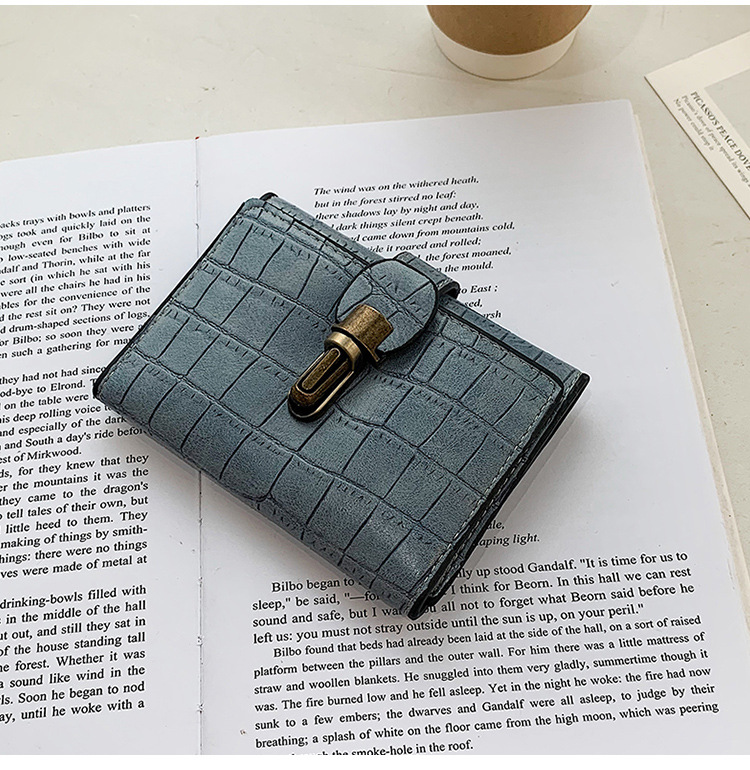 Wholesale Wallet Female Short 2021 New Korean Lock Crocodile Pattern Three-fold Wallet Wholesale display picture 27