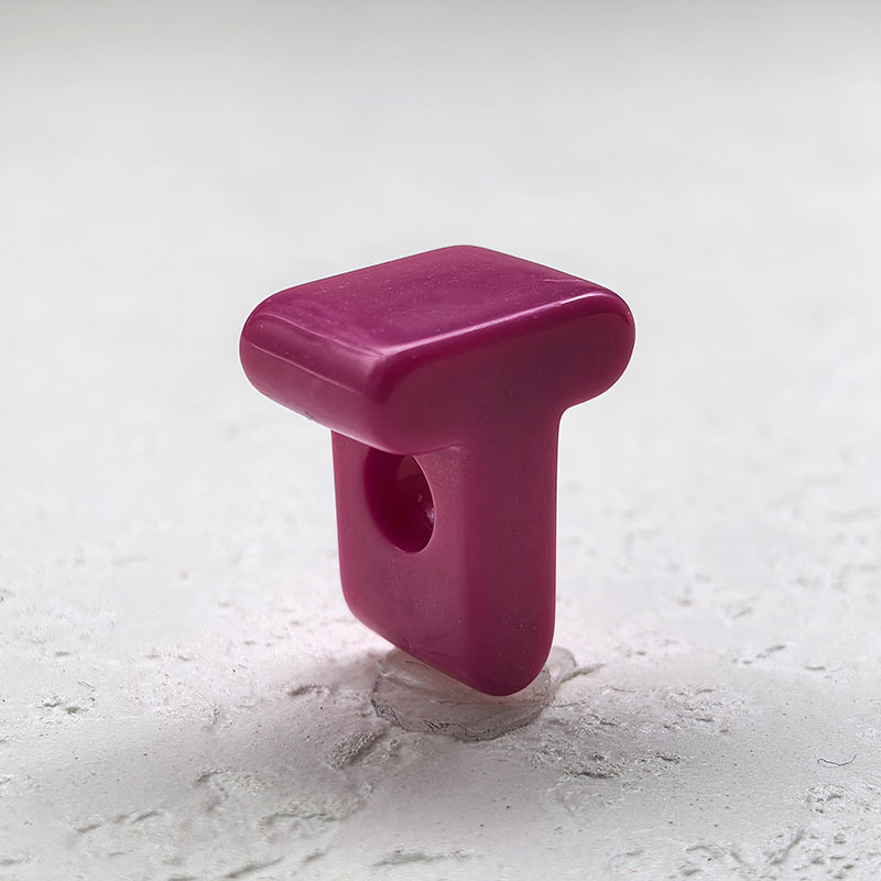 YR-049-T 로즈 레드