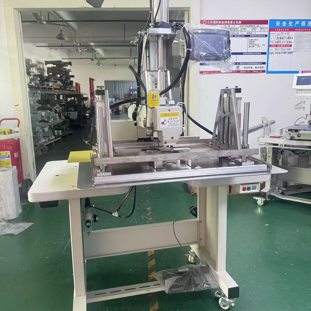 3020电脑花样机 鞋面鞋垫布鞋鞋标花样机 制鞋电脑车花样机