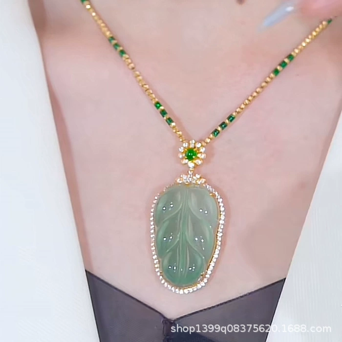 Новый китайский стиль национальный ветер, национальный прилив, натуральные листья Dongling Yu, дикие темпераментные подвески, легкое роскошное высококлассное бриллиантовое ожерелье