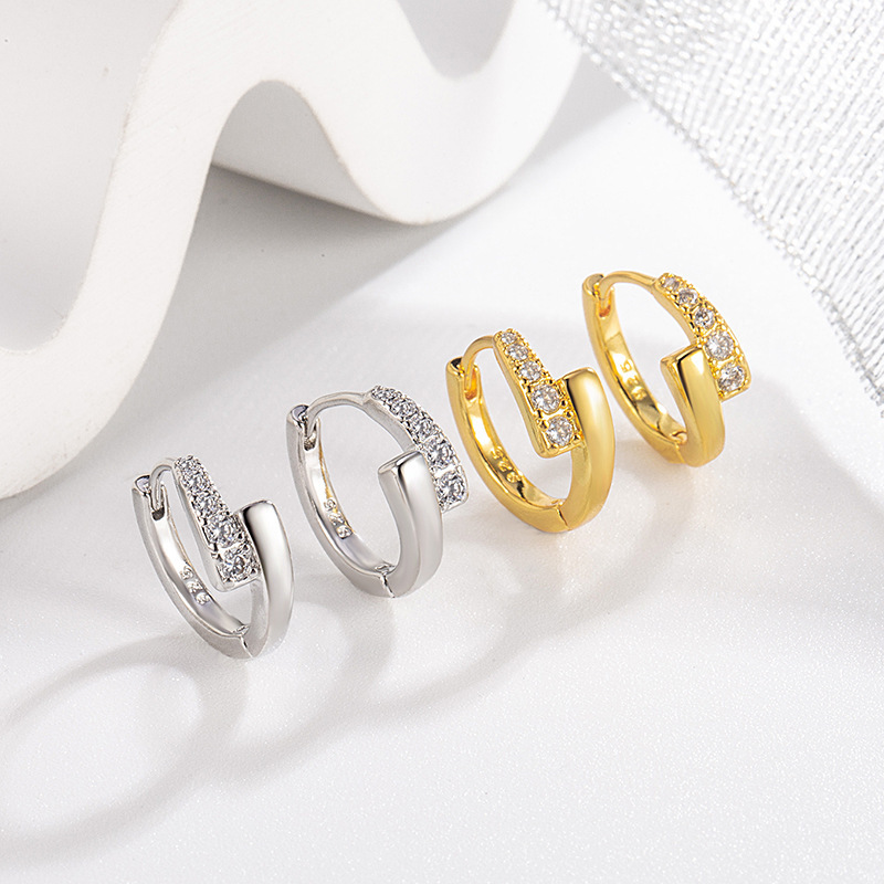 Casual Diamond Cross Zircon Earrings for Women, Accessible Luxury Niche High-End Elegant Earrings, 2024 New Hot Style