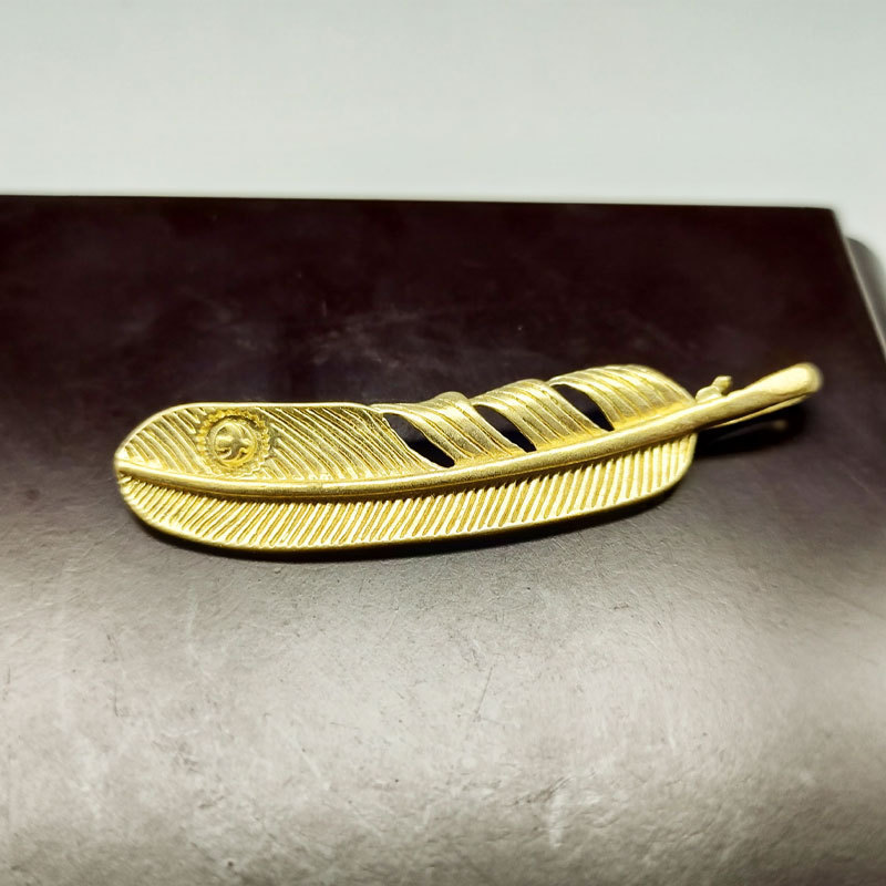 Brass Feather Small Copperware Handmade Keychain Takahashi Goro Men's Retro Accessories Hanging Street Stall Supply Brass Feather Small Copperware Handmade Keychain Takahashi Goro Men's Retro Accessories Hanging Street Stall Supply