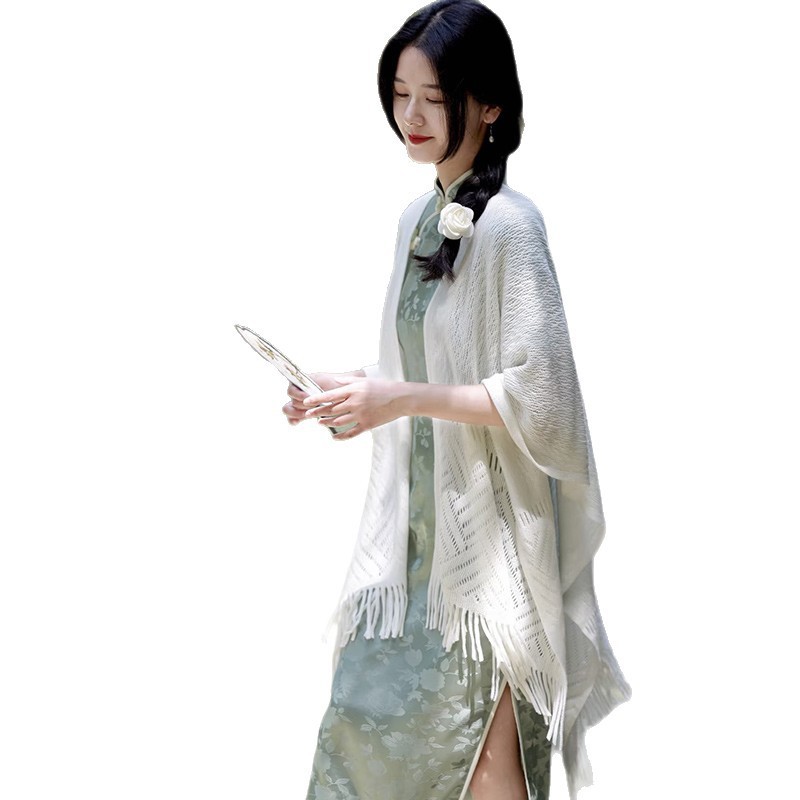 纯色针织镂空民族风围巾披肩外搭女夏季云南草原新疆旅游拍照斗篷|undefined