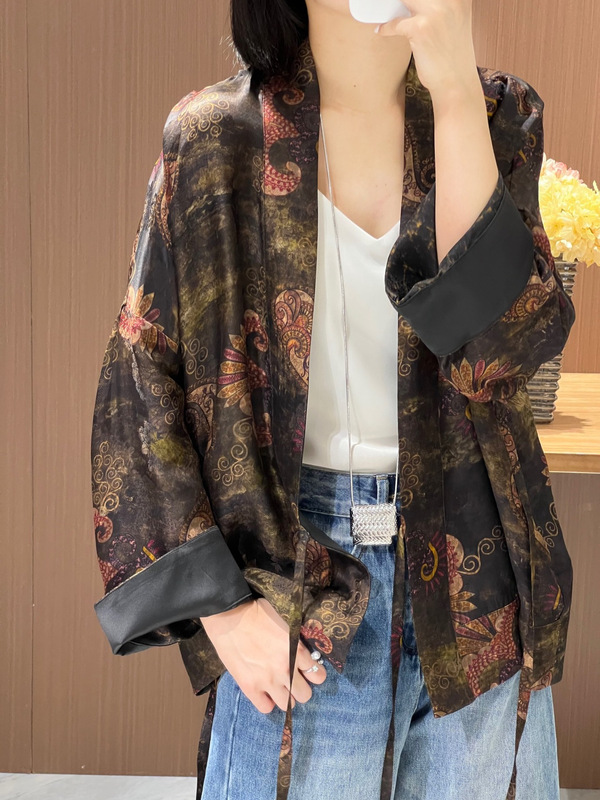南油批发春季新款真丝提花香云纱印花系带开衫外套面料真丝香云纱|undefined