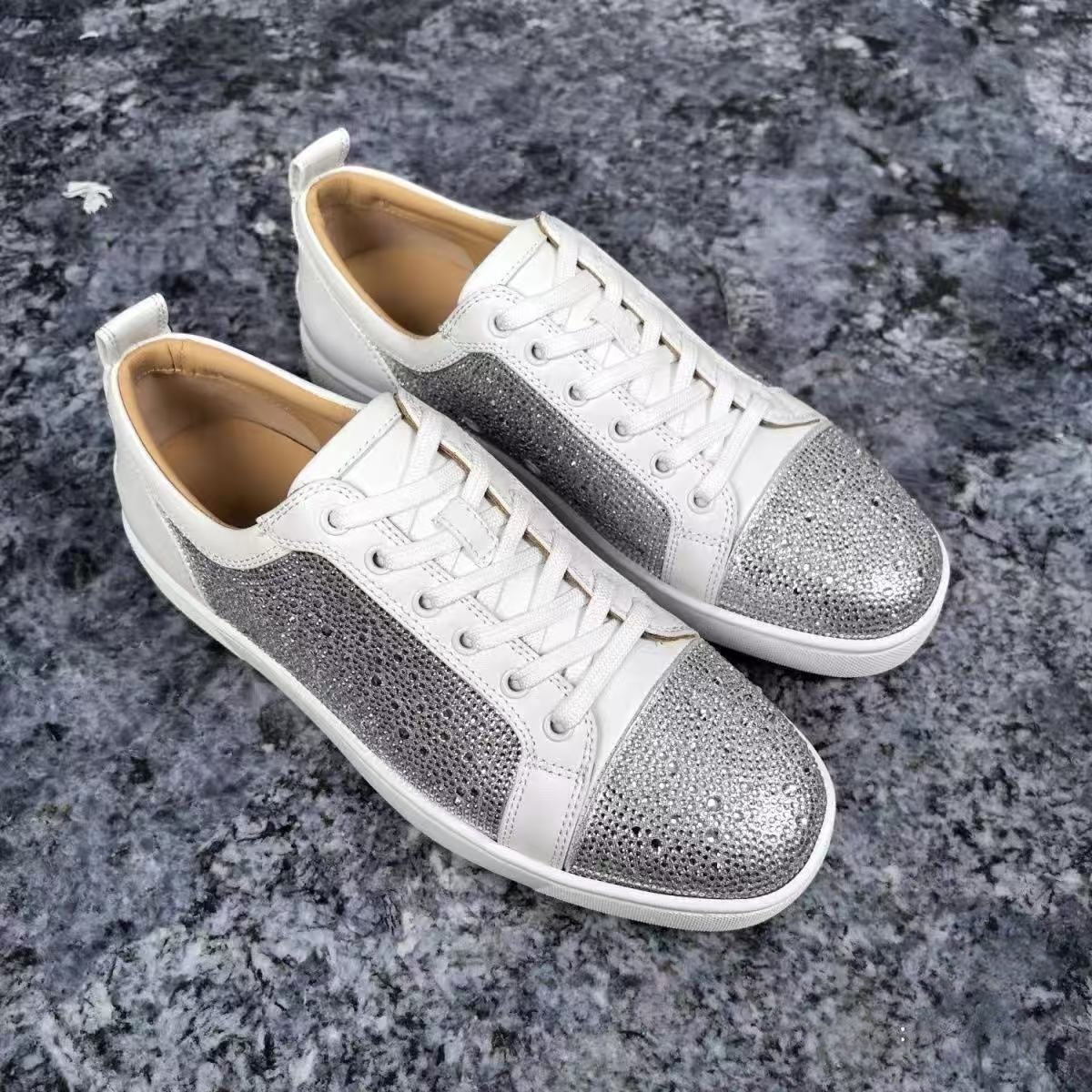 Christian Louboutin Louis Junior Leather Low Top Strass White