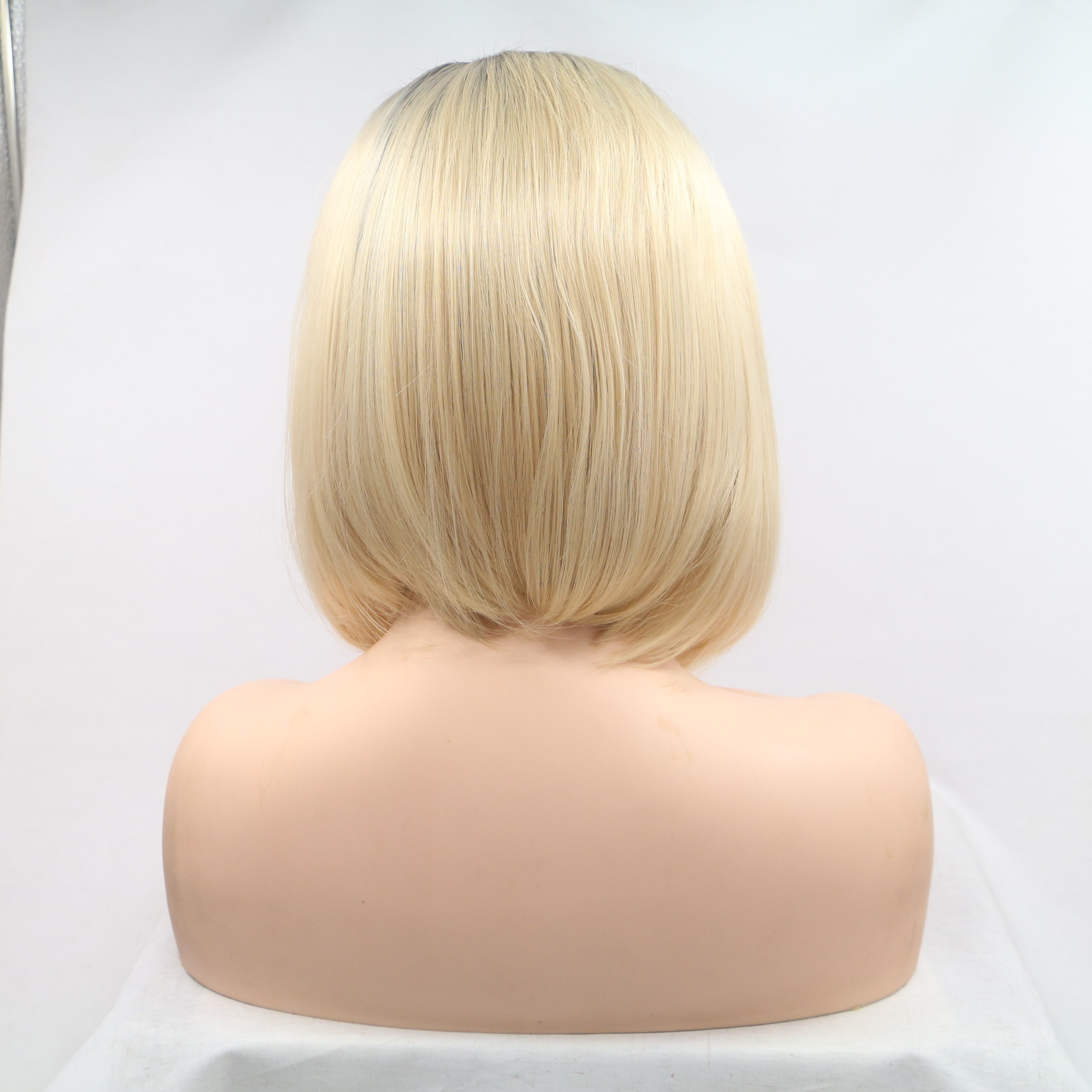 NUEVO LOOK personalidad europea y americana pelo corto y liso peluca de comercio exterior color mixto cabello corto dorado marrón fibra química seda de alta temperatura