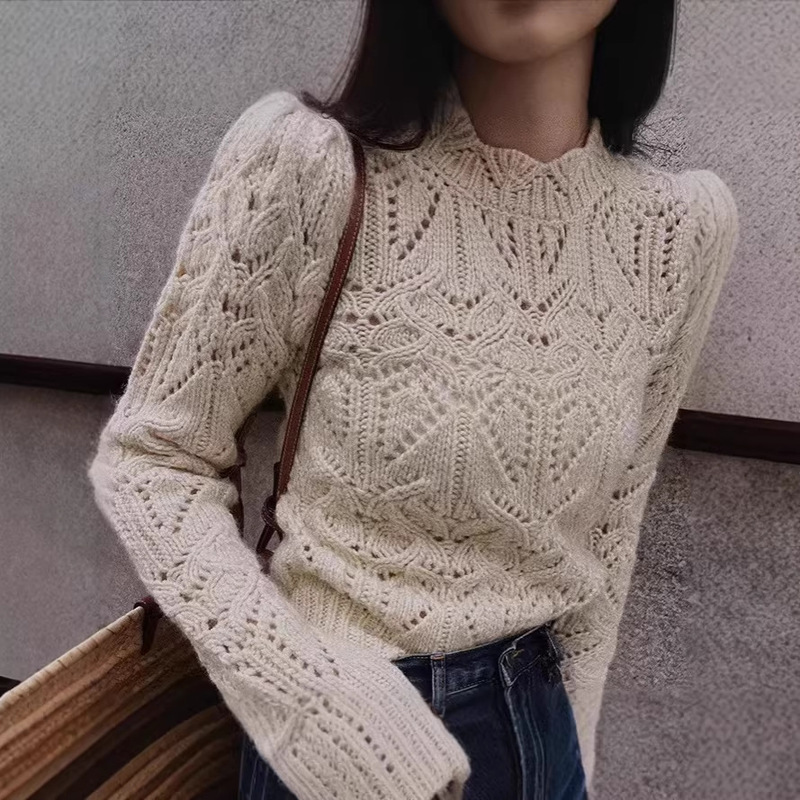 Hollow-Out Pullover Sweater for Women, with a Unique Design, Handmade Crochet Flowers, Gentle Style, Knitted Top with Shoulder Pads, Short Style Hollow-Out Pullover Sweater for Women, with a Unique Design, Handmade Crochet Flowers, Gentle Style, Knitted Top with Shoulder Pads, Short Style