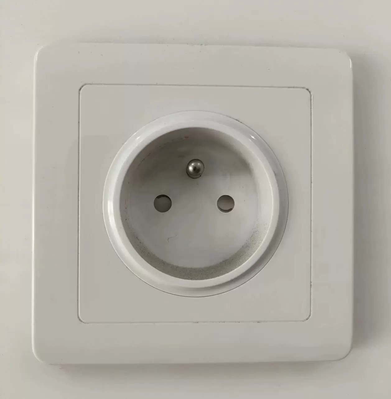 Luoge Wall Ultra-Thin Switch Panel - Lightweight, Multi-Config Electrical Socket Box with Light