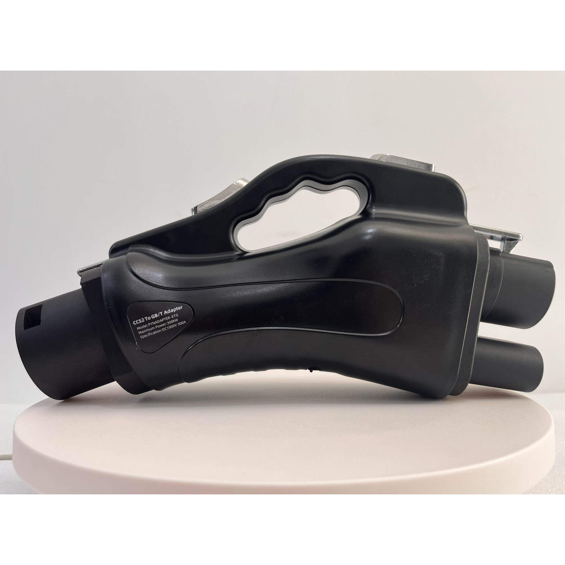 2025最新欧标转国标 CCS2 TO GBT 300A 300KW电动汽车充电转接头