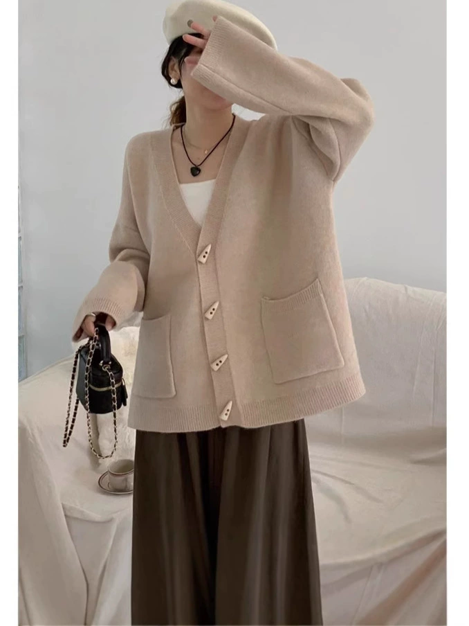 Capacious sweater, jacket, cardigan, loose fit, increased thickness