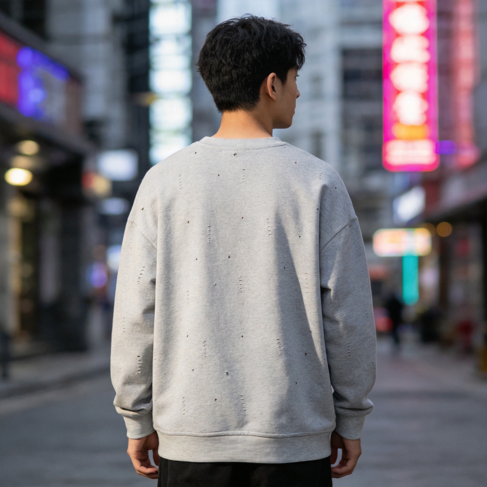 Color-blocked sweatshirt, 2026 autumn short-sleeved fashionable and versatile men's loose round neck base shirt, trendy men's plus size.