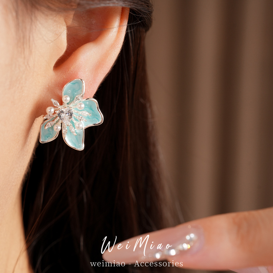 Aguja de plata zircon goteo de aceite hierba afortunada flores azules perlas pendientes de perlas temperamento dulce pendientes de lujo ligero de alta calidad pendientes image 5