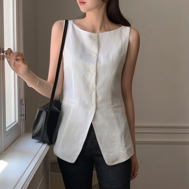 2026 Summer New Style French Elegant and Simple Round-Neck Single-Breasted Slim-Fit Design Sleeveless Shirt Top 2026 Summer New Style French Elegant and Simple Round-Neck Single-Breasted Slim-Fit Design Sleeveless Shirt Top