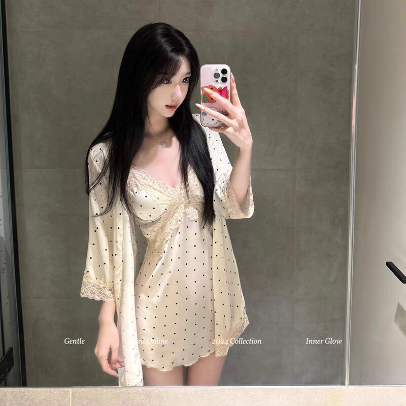 甘いインスタイルの新しい夏のホームウェア寝間着ショールツーピースレース水玉サスペンダーパジャマ女性用|undefined