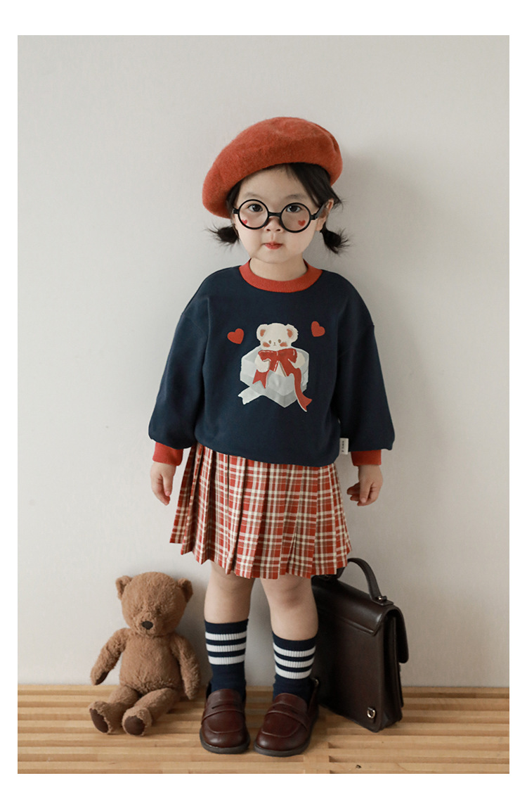 Qiu Duomeng Girls' Cartoon Little Bear Sweater Checkered Set 2024 New Spring and Autumn Children's Top Half Skirt_voghion.com