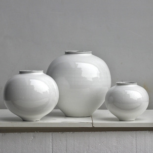 White Vase Ornaments Living Room Flower Arrangement Hydroponic Flower Vessel Retro Stoneware Jar Moon Vase B&b Zen Decoration
