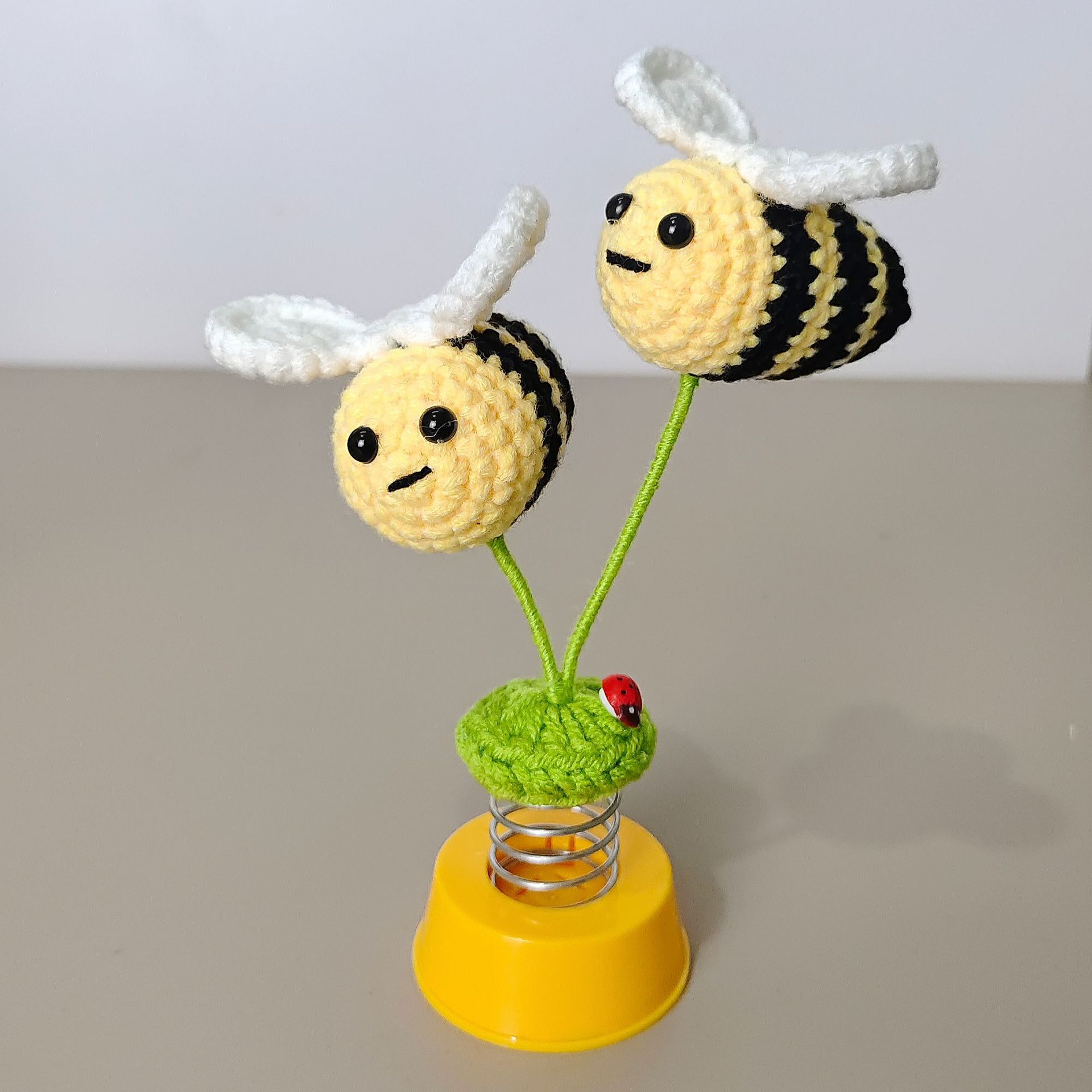 【완제품】작은 벌이 윙윙거립니다.