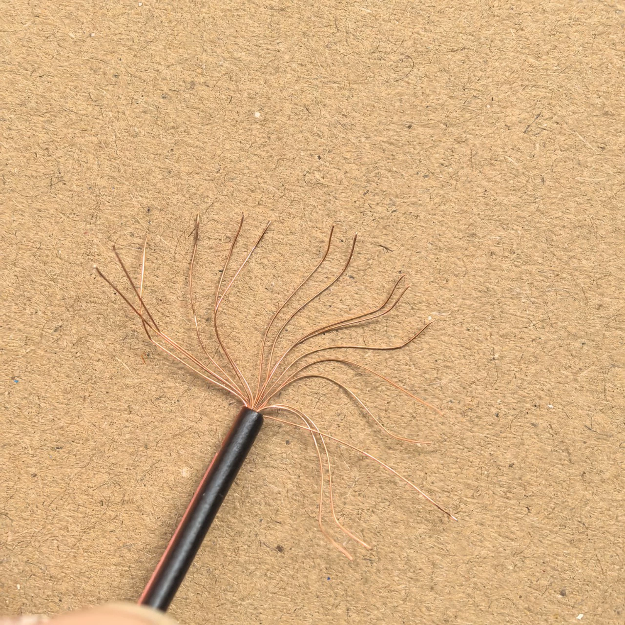 Линия расклада спот поставляет красный черный одноголовый 2,54 длина клеммного провода 49,5 см