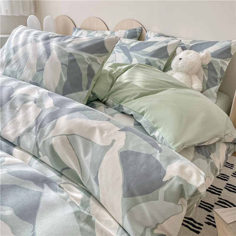 Cama de algodón de cuatro piezas 100 cubierta de sábanas de algodón cubierta de sábanas de dormitorio de estudiantes de tres piezas con camas Kasa4