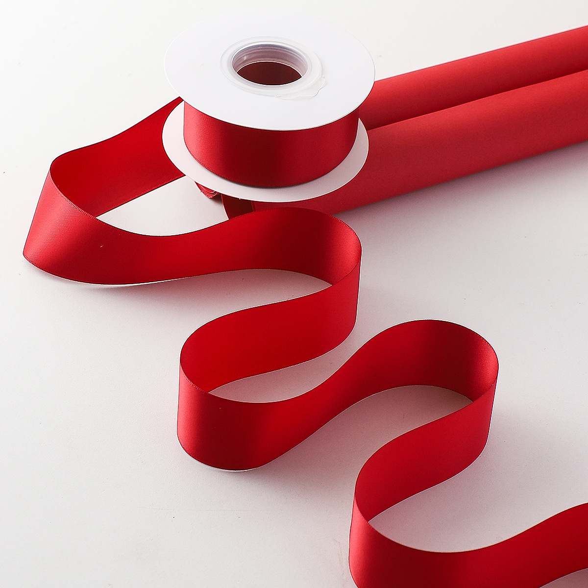 Serie de siete colores de cordier rojo ligero de alta calidad ramo de flores de cinta de color sólido cinta de regalo embalaje florista decoración