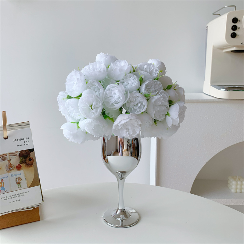 흰색 두 묶음 + 은잔