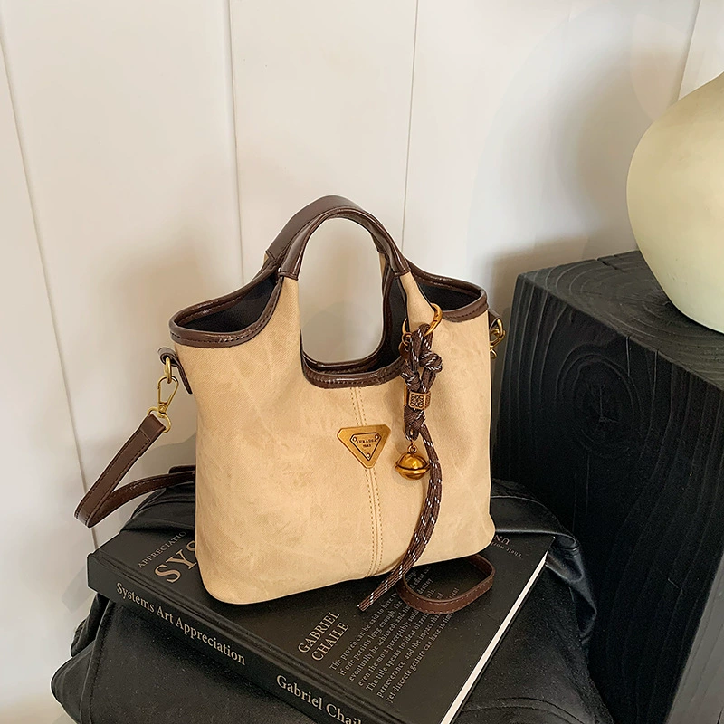 Universal shoulder bag, demi-season capacious one-shoulder bag, high-quality style