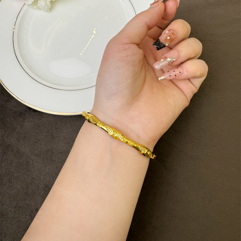 Antiguo estilo vietnamita oro arado temperamento retro puntos de perforación de bambú sección Fu-tipo pulsera de fijación para mujeres joyas no se desvanecen a largo plazo