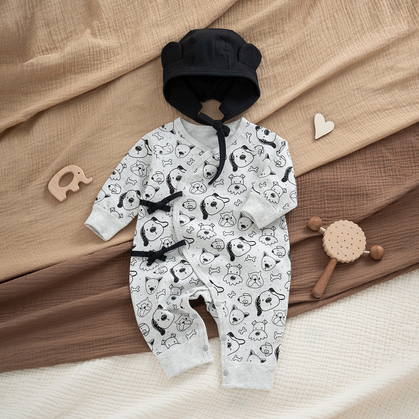 Crayon puppy onesie 2-piece set