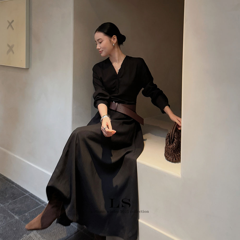 【LS黑标】高品质极简大牌显瘦连衣裙女25秋冬新款长裙女装30255