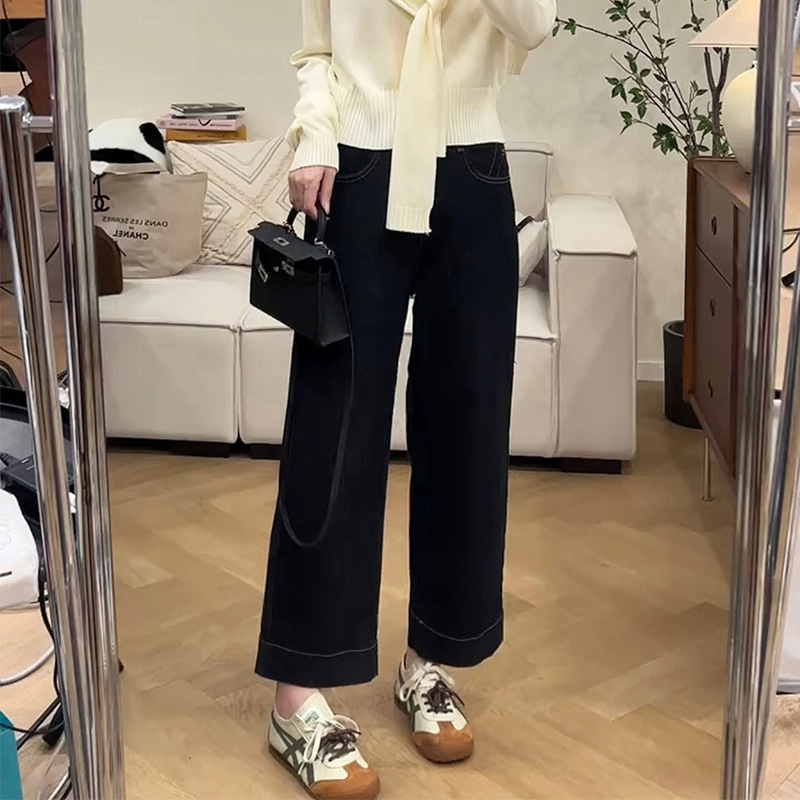 一整套入秋穿搭设计感时尚披肩针织上衣女直筒显瘦九分牛仔裤套装|undefined