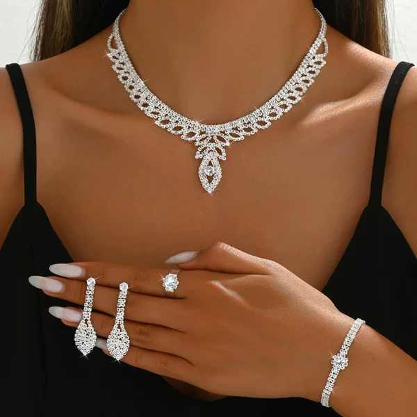 2025 New Hollow Leaves Necklace Earrings Bracelet Ring Four-piece suit Bride Wedding Rhinestone Accessories