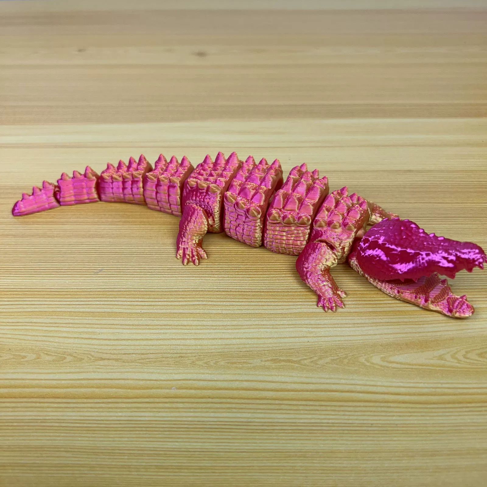 레드 골드 악어