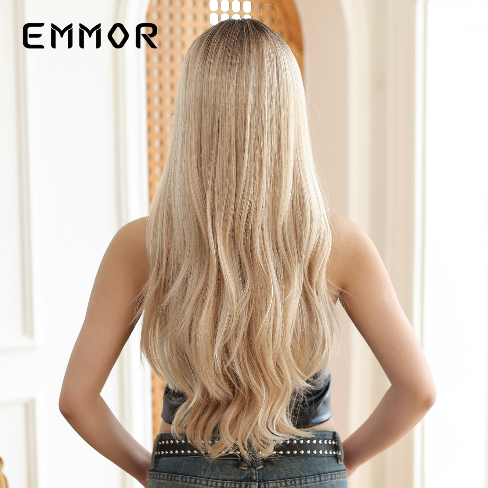 Nueva moda peluca estilo europeo y americano aire flequillo mullido gradiente de oro onda grande largo rizado pelo completo peluca superior