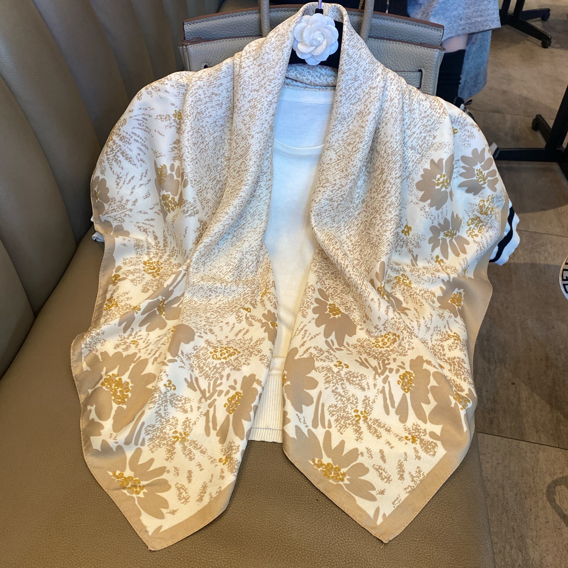 Polyester Material Color Block Pattern Summer Season Women's Simple Style Color Block Polyester Printing Scarf