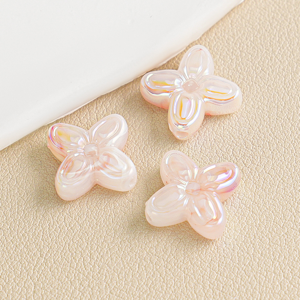Cadena para teléfono móvil con cuentas de trébol de cuatro hojas transparente Heidi Cloud, cuentas sueltas para pulseras DIY, accesorios, piezas pequeñas, lote suelto de ABS