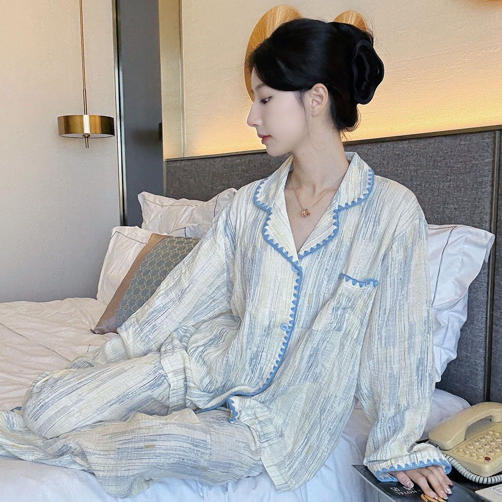 Venta al por mayor transfronteriza celebridades de Internet estilo caliente primavera y otoño nuevo estilo pantalones de manga larga pijamas de algodón que no son para la piel traje fresco de encaje de media luna para mujer