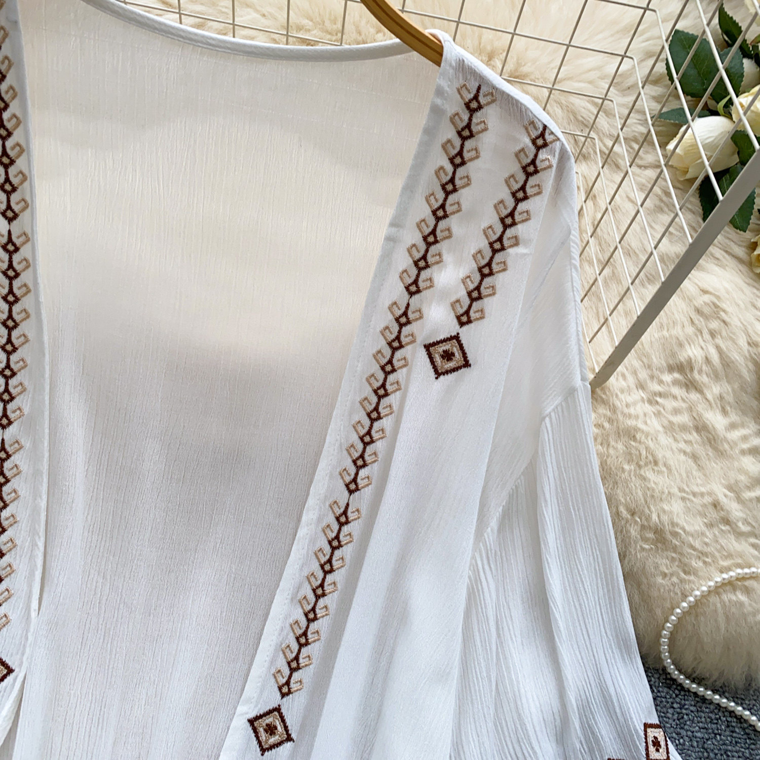 Women's White Retro Embroidery Tassel Cardigan Loose Fitting Summer Vacation Elegant Shirt Top_ecoleips.com