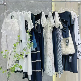 Plus-Size Women's Fashion Brand Feminist Aristocracy & Broadcast 25 Summer Dresses, Pants, Tops Brand Discount Wholesale Thirteen Rows