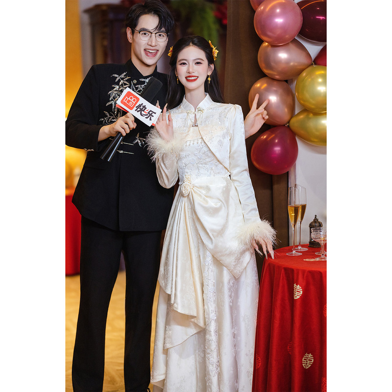 New Chinese-Style Toast Dress for Women 2026 New Champagne Color Engagement Cheongsam Set Bride Wedding Dress Long-Sleeved Winter New Chinese-Style Toast Dress for Women 2026 New Champagne Color Engagement Cheongsam Set Bride Wedding Dress Long-Sleeved Winter