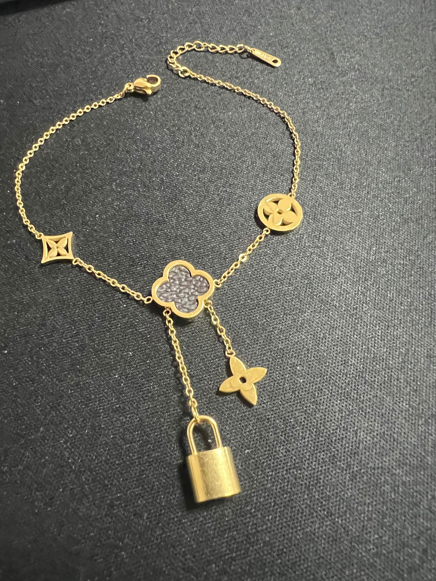 골드 노안 네잎 클로버 자물쇠