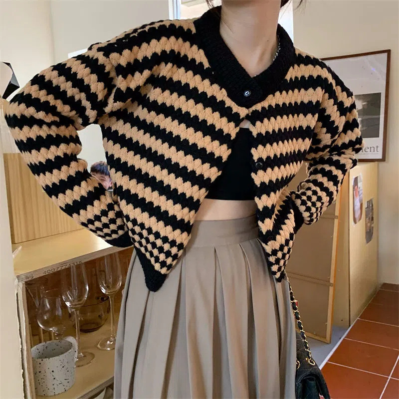 2fc180bb-e3df-4360-ad76-705a11